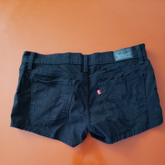 Levi's Red Tab Jean Shorts - Picture 2 of 5